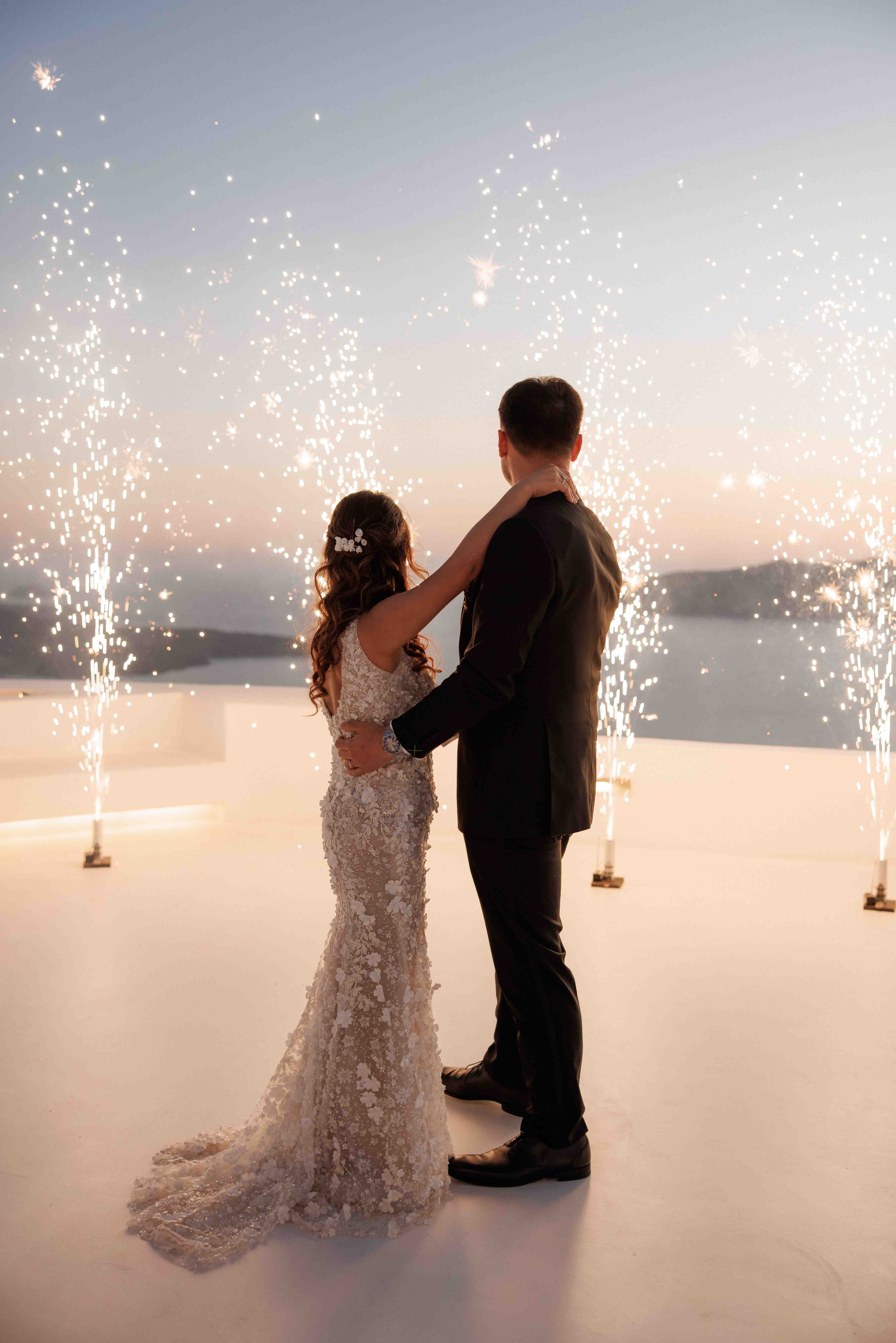 white_on_black_studio_0811 copy